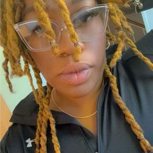 Meet your Posher, Buns